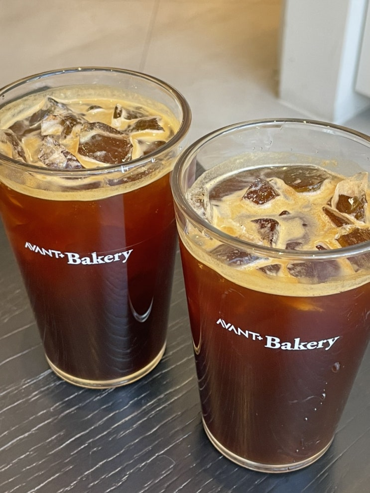  을지로/종각역 카페 아방베이커리 을지로 DBG점!