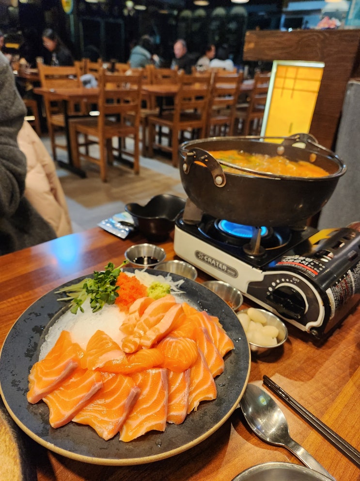  서현 술집 고급스러운 이자카야 육회 맛집 우규