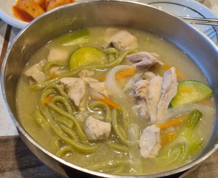  원조교래손칼국수 [제주/토종닭 칼국수]