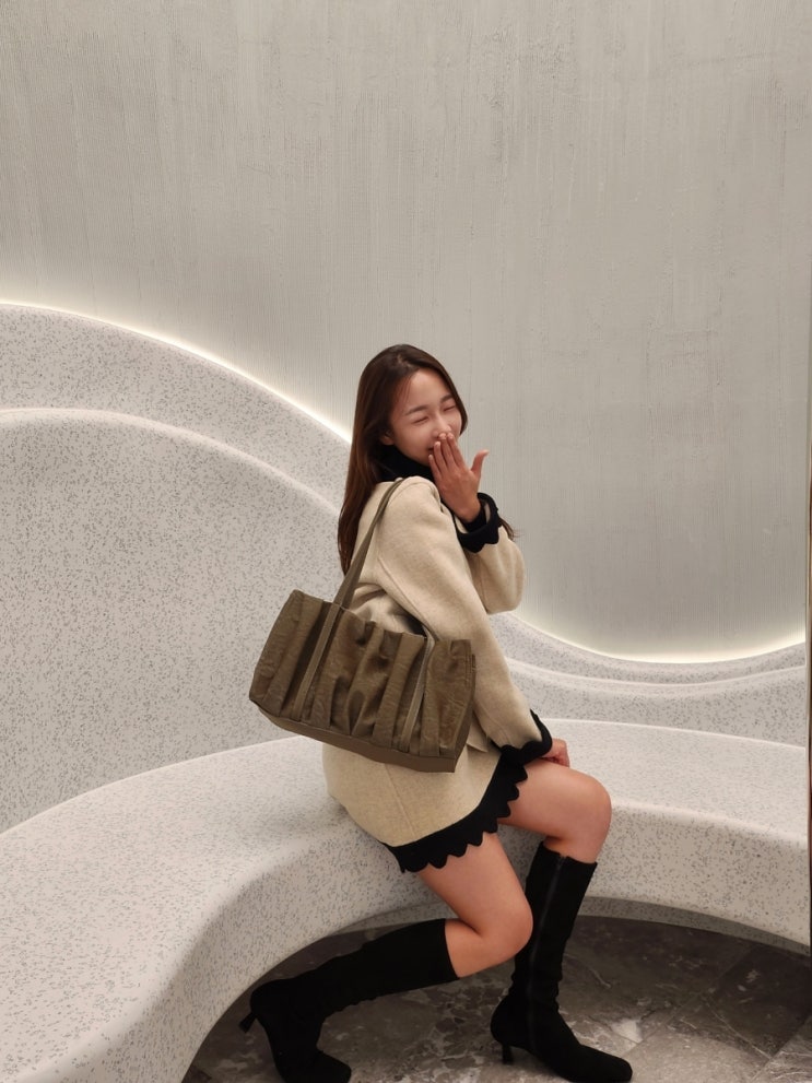  여성 숄더백 앨리스마샤 셔링백 래버 20대 30대 여자 디자이너가방 브랜드