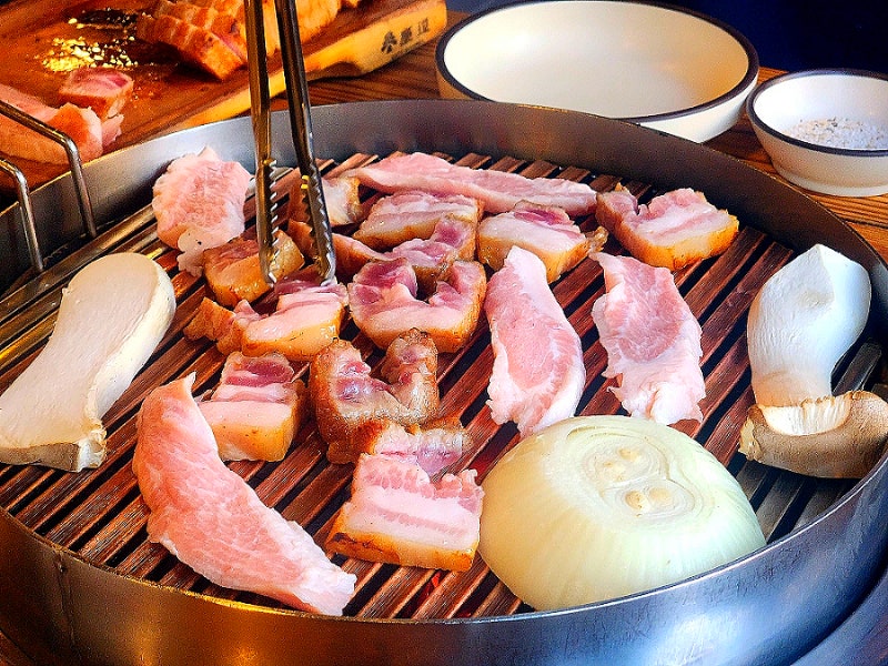 충남 공주 맛집 숯불화로최고집 신관동 숙성돼지삼겹살 맛에 반했어요