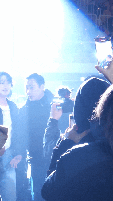 Review of Ahn Hyo-seop's Fan Meeting  Once more, like a mini-concert (Cultural Life)