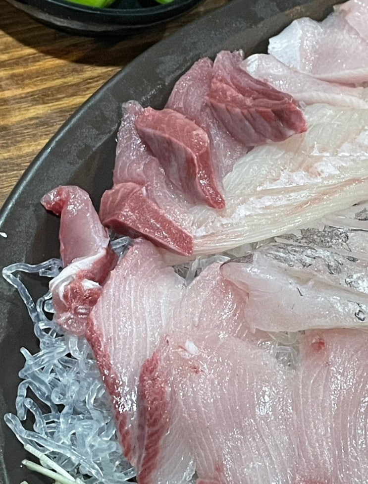  이태원 대방어 맛집 한남동 횟집 추천 섬마을회수산