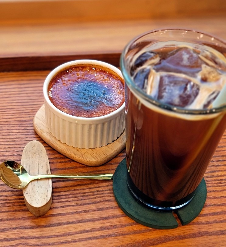 [신당역 카페/카페 그린] 크림브륄레 맛집! 편안한 휴식카페 (왕십리 센트라스 카페)