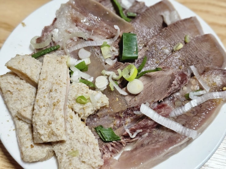  부산 중앙동<중앙곰탕>직장인의 든든한 삼시세끼 양수백 곰탕맛집