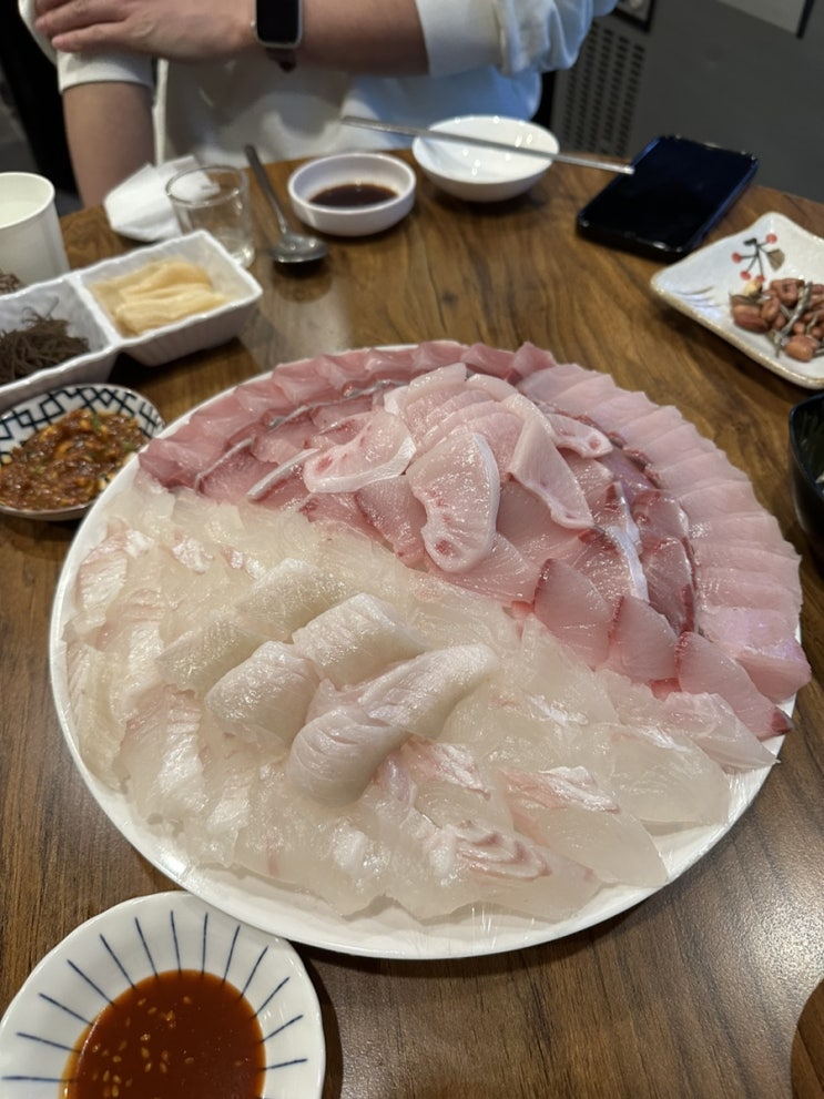  [서울대입구] 숙성 대광어 가람 / 샤로수길 숙성 대방어 맛집