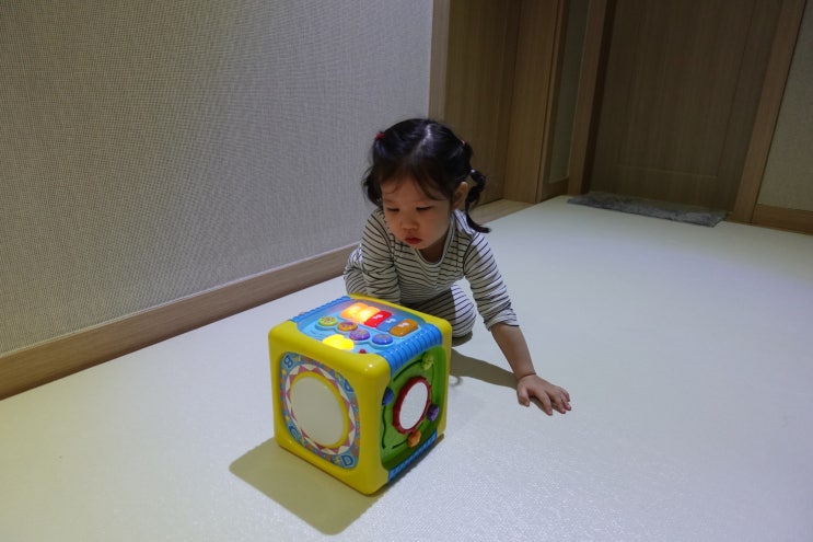  층간 소음 방지 매트 로하우스 거실 바닥 롤매트 셀프 아기매트 시공