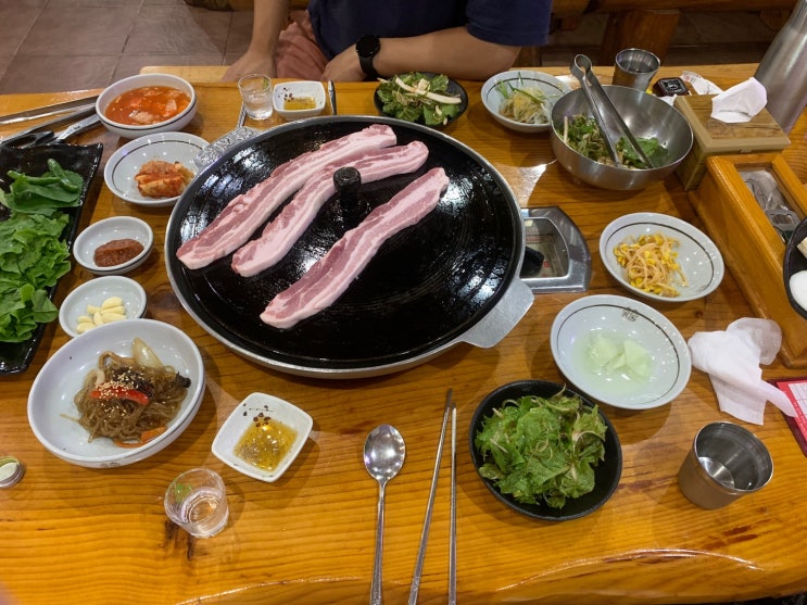  구미 도량동 솥뚜껑 삼겹살집 단지촌