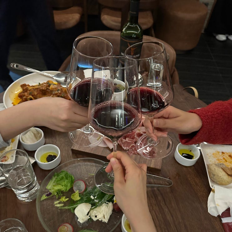  강남 와인바 비노탭시에나 (내돈내산)