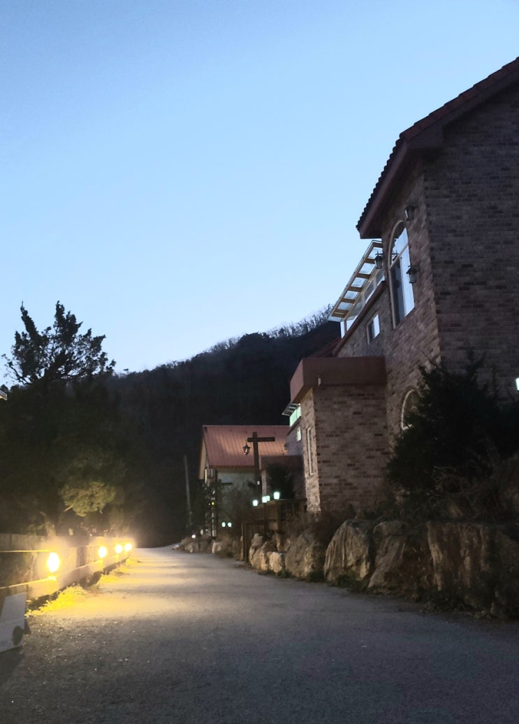  사계절 미온수 풀장이 있는 경기도 포천 아띠랑스 키즈풀빌라