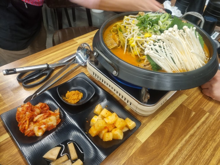  여수 산단 감자탕 맛집 등뼈감자탕&등갈비