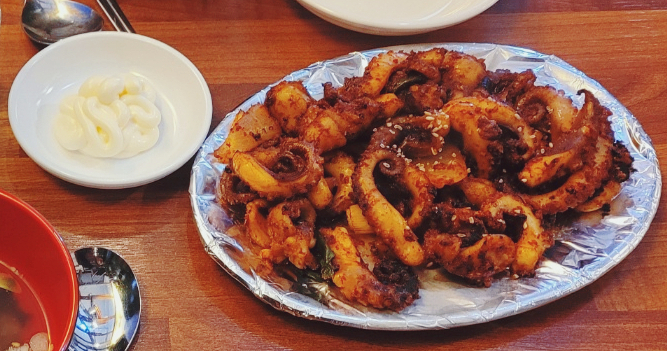  부산 사하구 괴정동 불맛 쭈꾸미 맛집 어부 | 괴정초등학교 대티역 근처