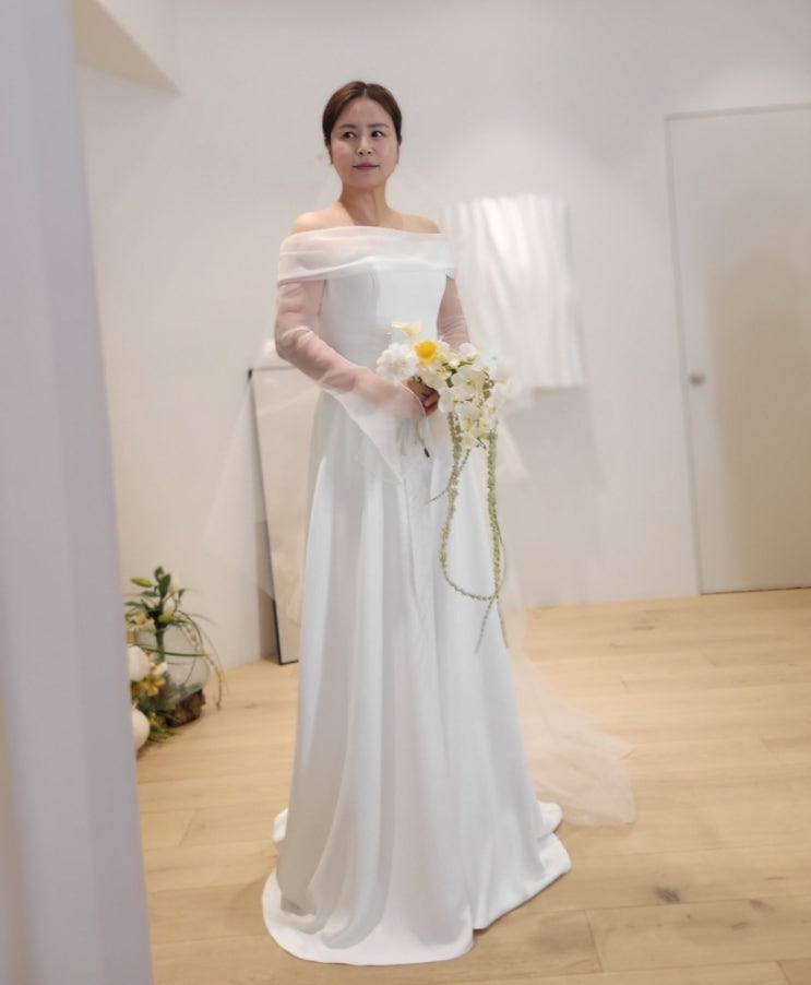 본식 실크 드레스 2부 피로연 시상식 드레스 피팅 후기(아르하브라이덜)