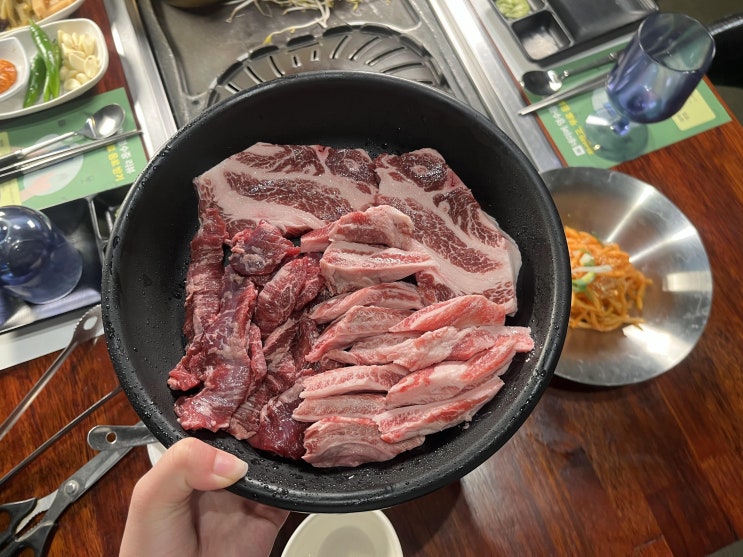  [수원 고깃집] 학교 인테리어와 컨셉의 이베리코 수원맛집 '외식중학교'