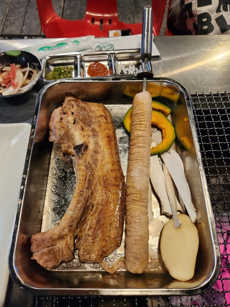  부산 강서구 캠핑 감성 제대로인 녹슨 드럼통 본점