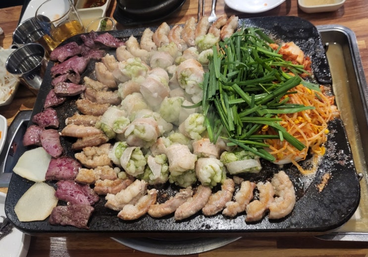  [화성/향남] 구들짱 황소곱창_화려한 불쇼의 곱창 맛집 + 삼냥이 디저트 타르트