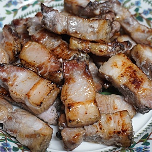 홈파티 짚불연구소 짚불통삼겹 야식으로 딱인 통돼지바베큐 삼겹살구이
