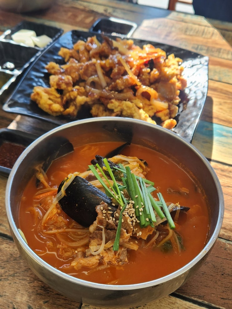  경남 산청 천왕봉 등산 하산식 내돈내산 '지리산짬뽕' / 차돌박이짬뽕 & 탕수육