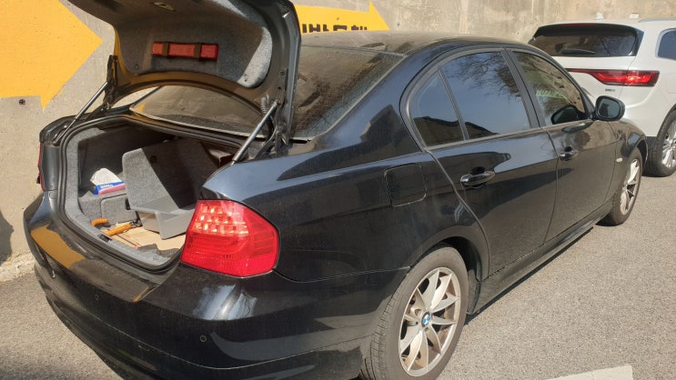  BMW 3시리즈 배터리 규격과 320d 밧데리 교체 방법