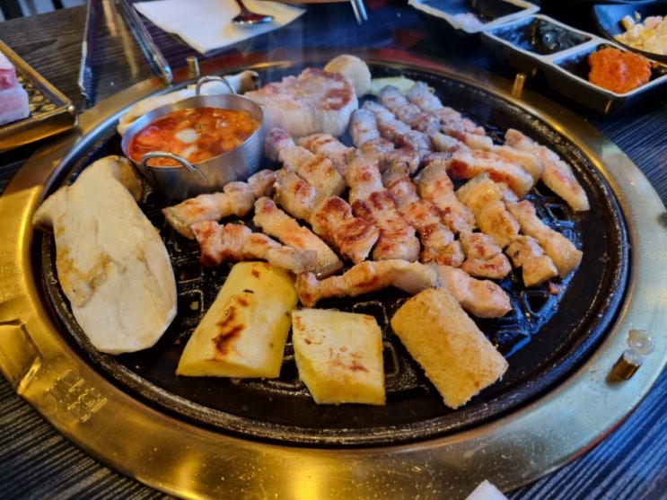  낭만화로구이 [제주남원맛집/흑돼지 목살]