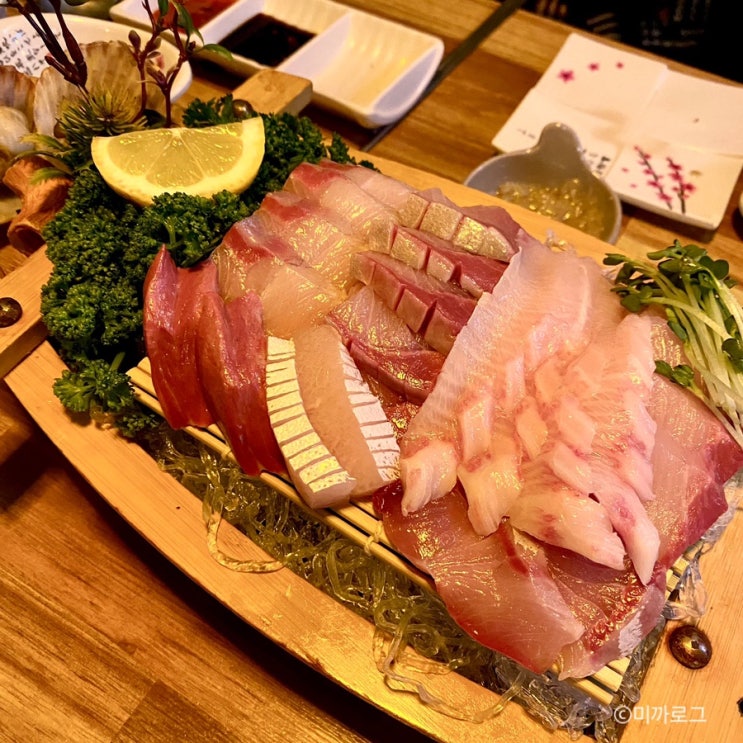  동래 대방어 횟집 돛단배 부위별로 맛볼 수 있는 숙성회 전문점