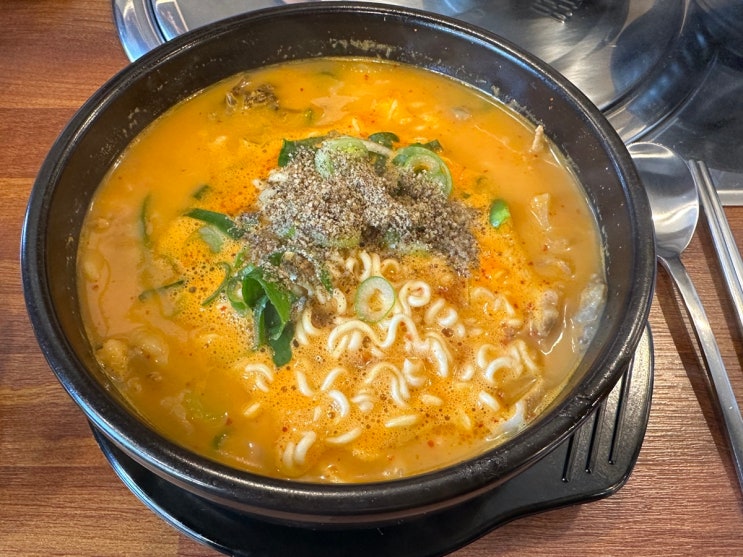 논현역 보승회관, 추운 날씨에 먹기 좋은 뜨끈한 국밥집