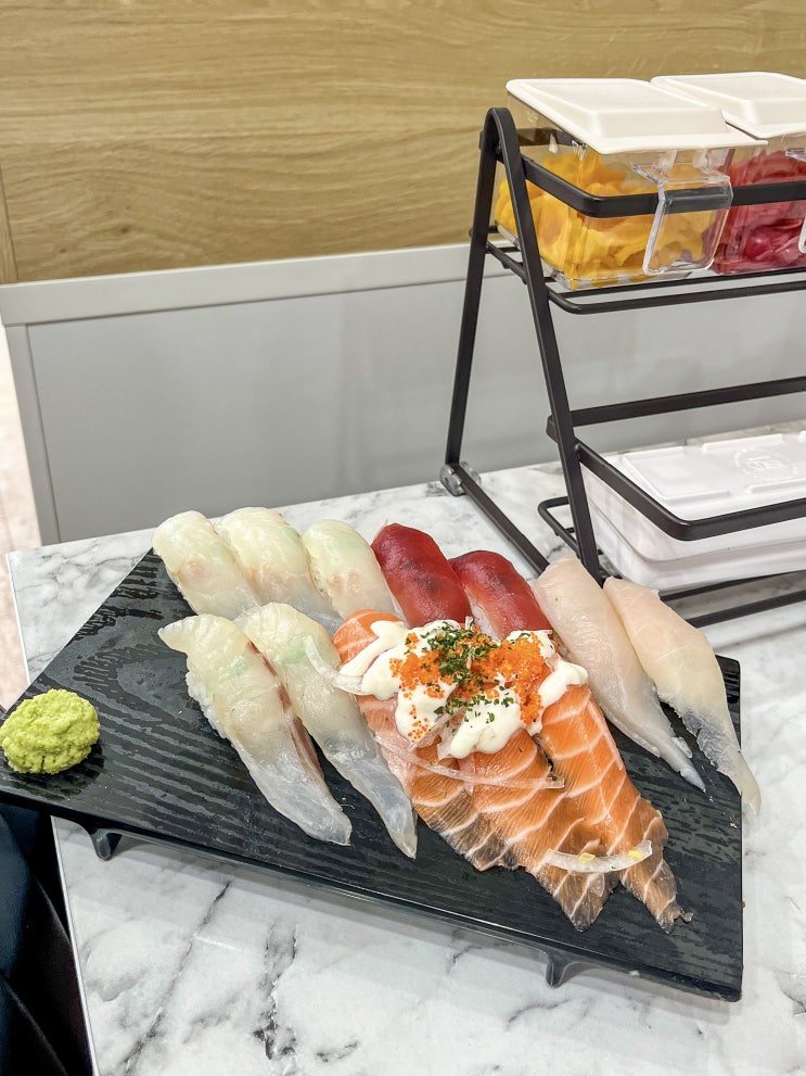  목포 상동 스시 맛집 유부에빠진연어