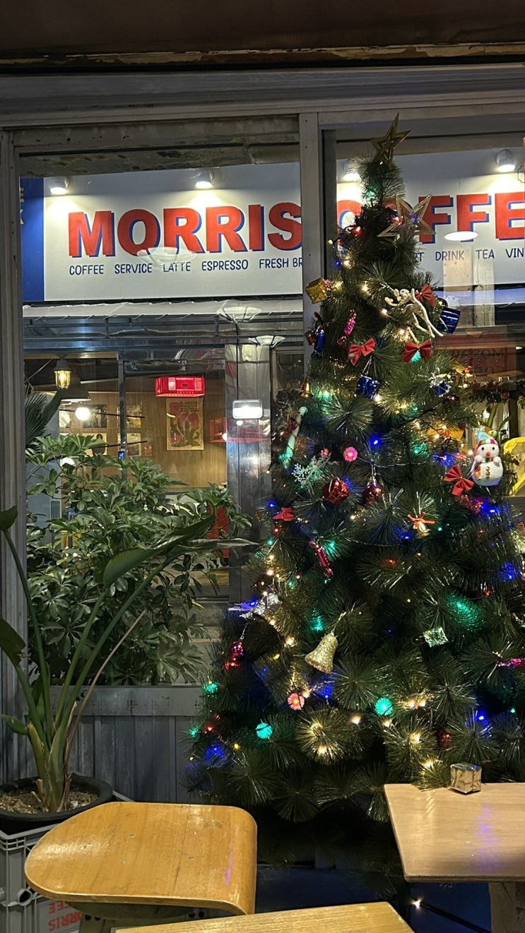  모리스커피 대봉점 ㅣ분위기도좋고 디저트도 맛있는 모리스 