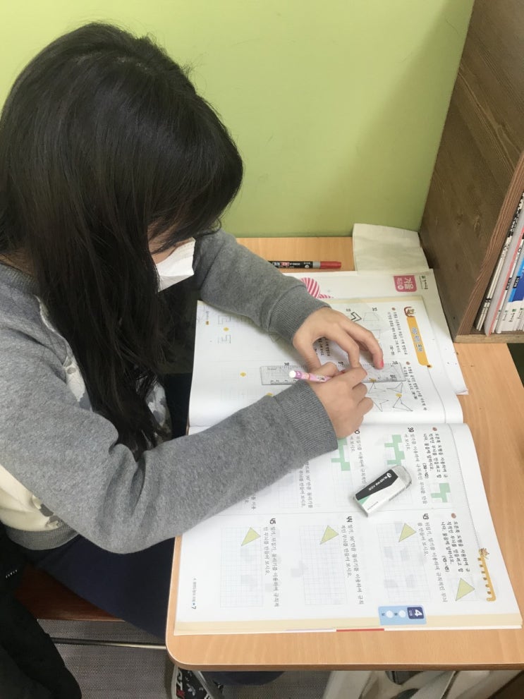  어디서부터 어떻게 시작해야 할지 모른다면 소수정예가 정답! 빠른 실력향상과 학년별 인원제한 그룹식 과외수업 | 운양동 수학학원 온리유