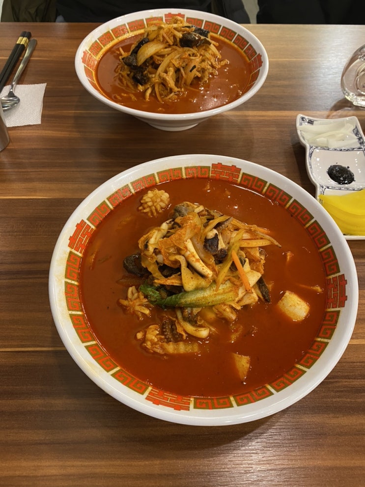  [안산/일동] 불 맛 제대로 나는 짬뽕집 짬뽕 먹다 친구 운 썰 푼다 :: 영월반점