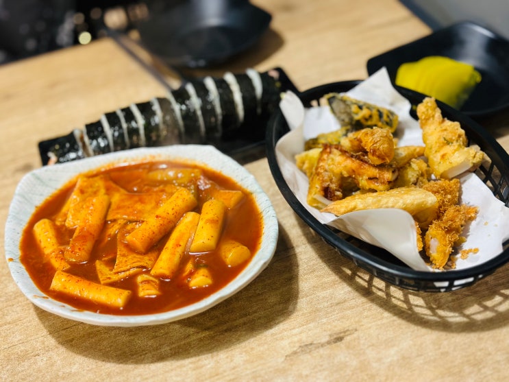 신사역 떡볶이 다모아분식 | 신사동 생활의 달인 떡볶이 맛집:서울/강남구