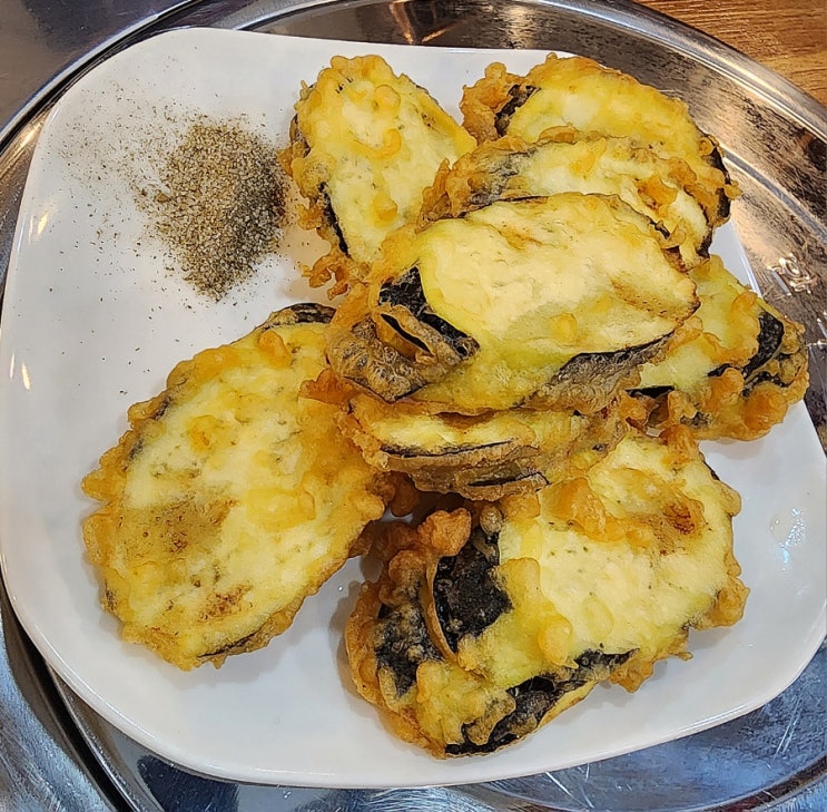  건대 홍콩우육탕면 - 우육면과 가지튀김이 진짜 맛있고 가성비 좋은 자양동 중국요리 맛집 추천!