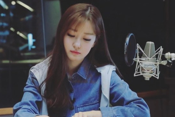 아무래도 장원영 헤어지고 MBC 뉴스데스크 이재은 아나운서로 갈아 타자. 썬짜이~