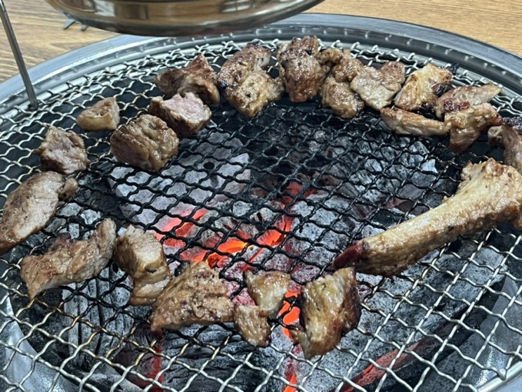  숯불 양념돼지갈비에 냄새에 이끌려 방문한 원주 “조선돼지갈비 흥업점”