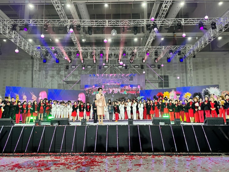 축제 한마당 성황리에 개최=<b>대한미용사회중앙회</b>(회장 이선심)