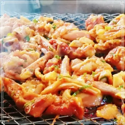  나래밭쉼터 홍천 30년 노포 닭구이 심이영 코너의 토종닭 숯불구이과 토종닭구이 맛집 소개! 허영만 백반기행 225회
