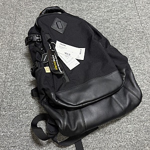 비즈빔 코듀라 백팩 20L 블랙 리뷰 [VISVIM Cordura 20L Backpack Black] 단언컨대 내 생애 가장 완벽한 ....