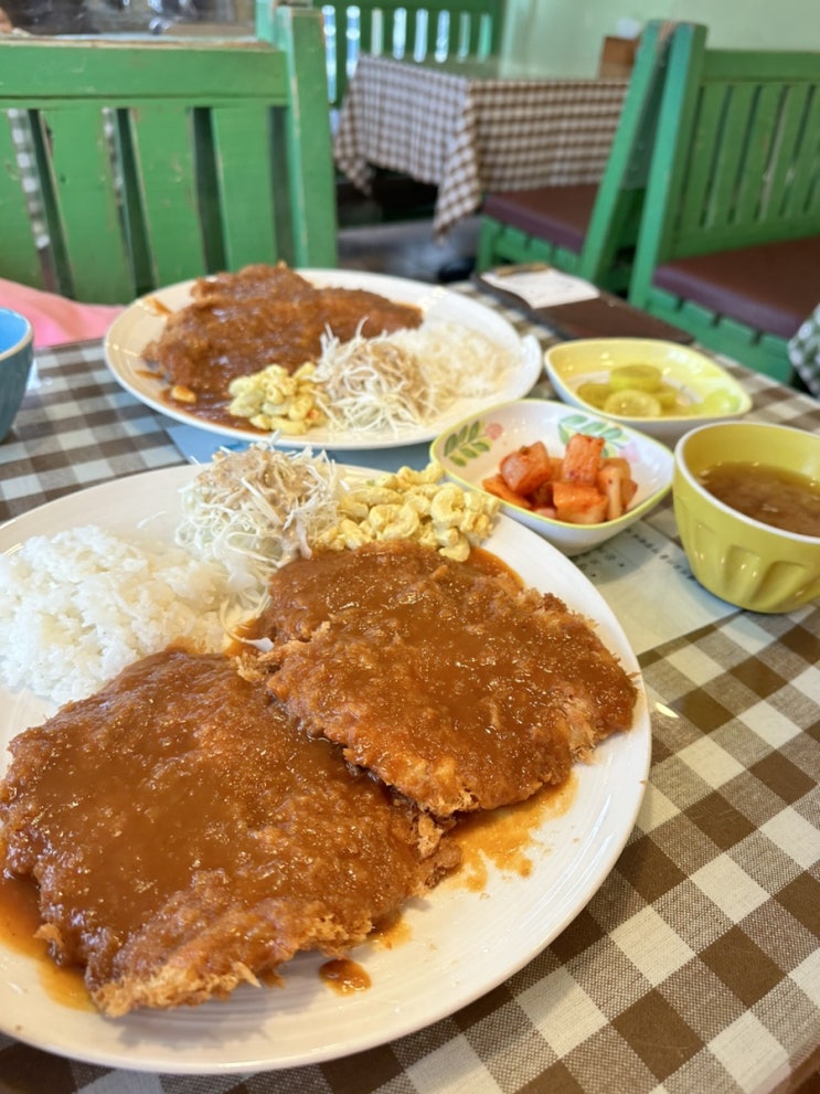  화곡역 맛집 수제 왕돈까스집 화곡동돈까스 본점에서 먹고 왔어요.