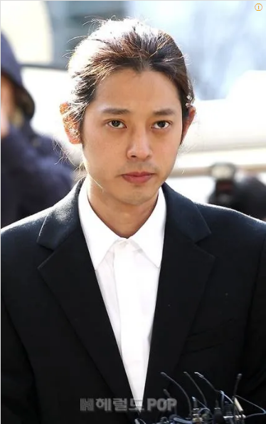 집단 <b>성폭행</b> 불법 촬영 버닝썬 게이트 <b>정준영 출소</b> 4개월 남았다