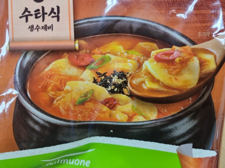  노브랜드 풀무원 김치생수제비 얼큰한 끝맛