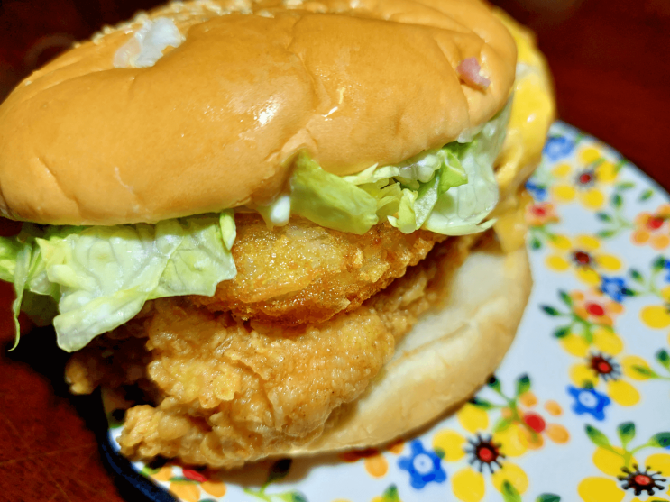  KFC 징거 타워버거세트 쿠폰 가격 닭다리살 무료 업그레이드 이벤트