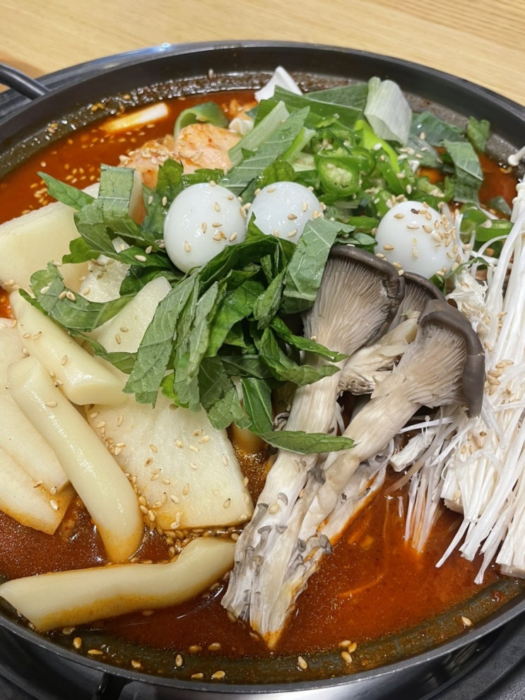  상봉역 맛집 한우대창이 들어간 소와닭 곱도리탕