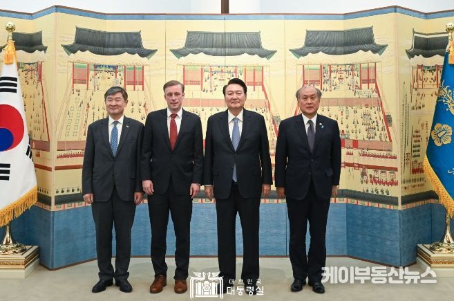 윤석열 <b>대통령</b>, 미국... 및 일본 국가안전보장국장 초청 <b>만찬</b>