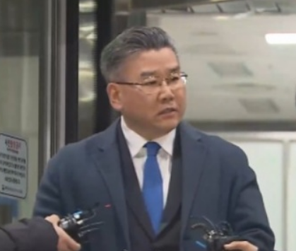 '표적 감사 <b>의혹</b>' <b>유병호 15시간</b> 조사…"감사시스템 자세히 설명"
