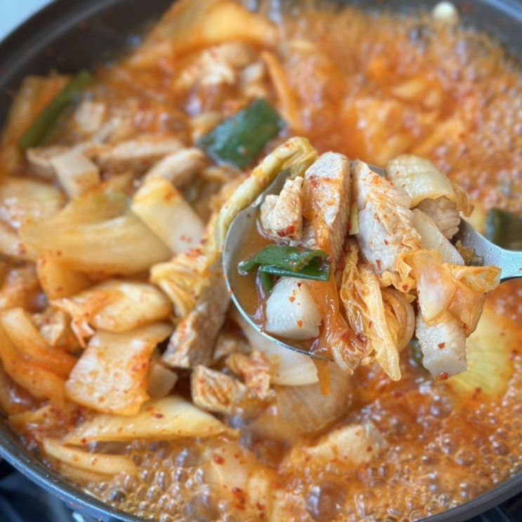  인천 동춘동 밥집 두루담채 돼지김치두루치기 솔직후기
