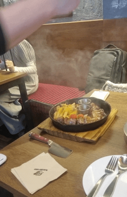  마초쉐프 강남 본점 삼겹스테이크와 함께하는 데이트코스
