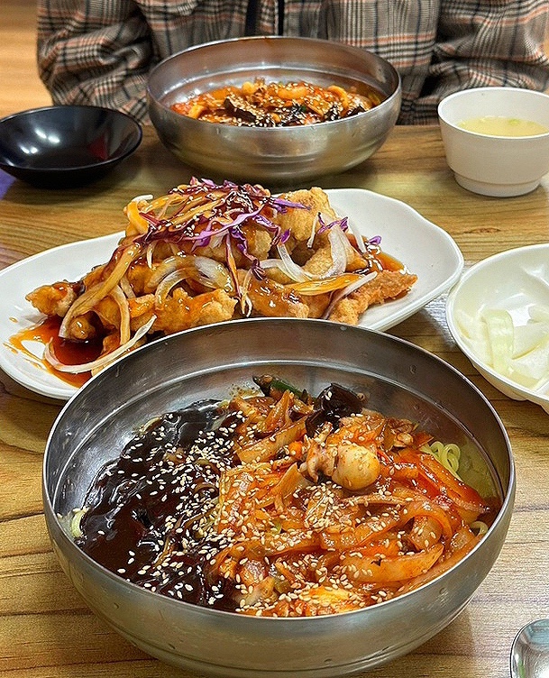  홍천 시내 맛집 추천, 현지인 찐추천 중화비빔면 맛집 "연봉반점"