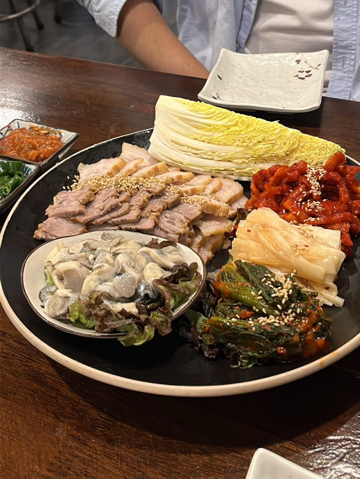  부산 사상 술집 굴보쌈 맛있는 만복국수