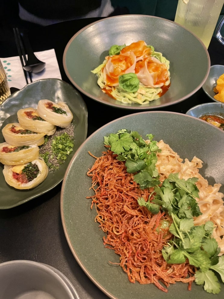  [뚝섬역 맛집] 아시아음식 맛집, 서울숲 맛집 데이릿/DAYLIT 웨이팅, 인기 메뉴 3가지 솔직한 후기