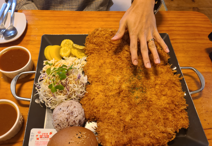  제주도 서귀포 흑돼지 왕돈까스 맛집추천 올레안뜰
